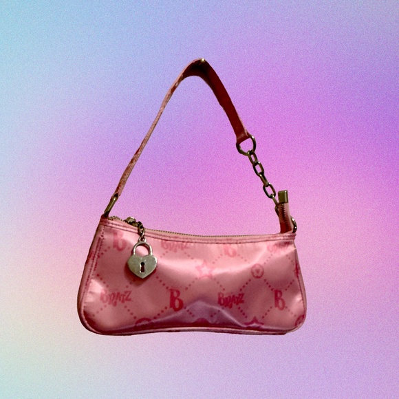 GIRLZ REALLY ROCK SHOULDER BAG - DOLLS KILL X BRATZ - Picture 1 of 1